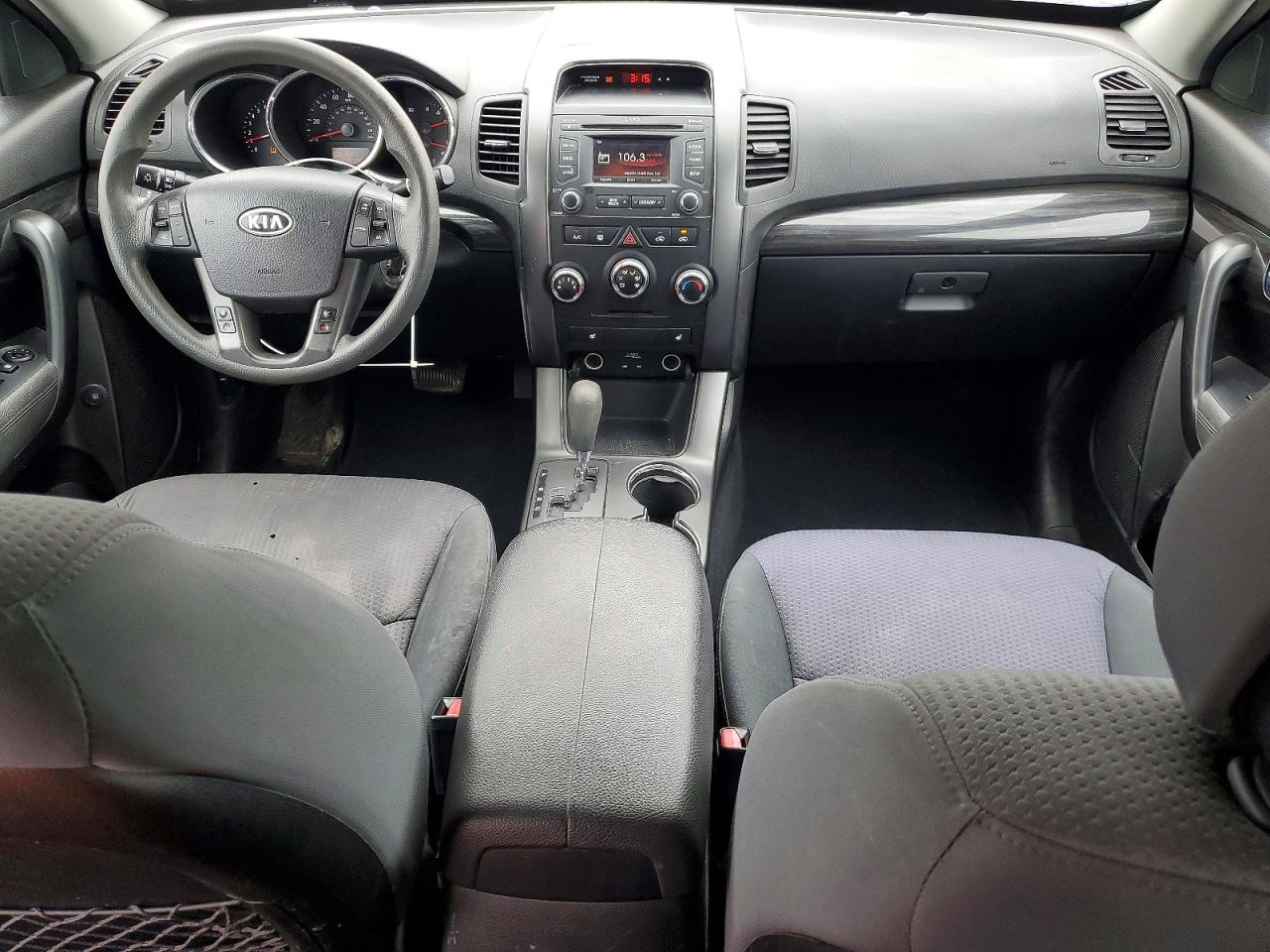 2013 KIA SORENTO LX photo 15