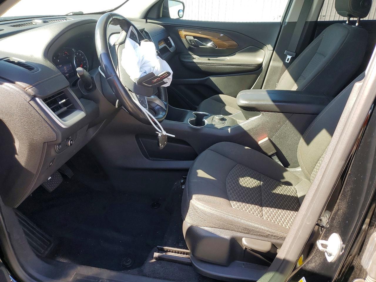 2020 GMC TERRAIN SLE photo 7