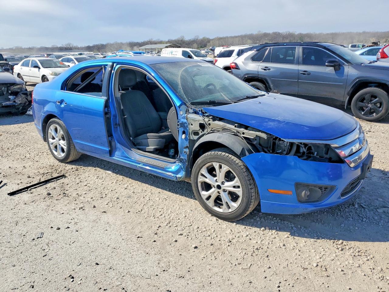 2012 FORD FUSION SE photo 4