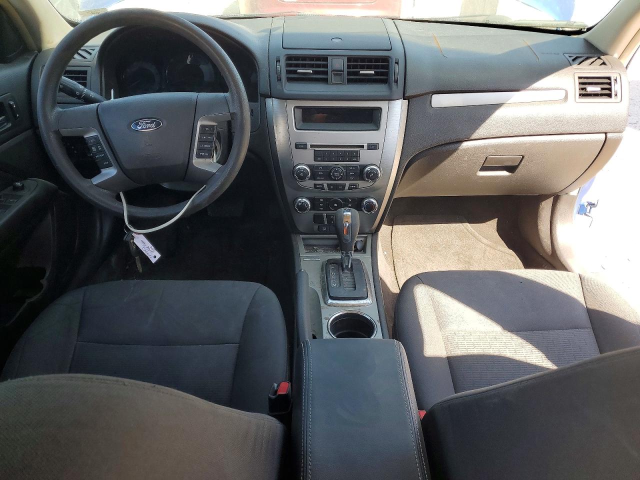 2012 FORD FUSION SE photo 8