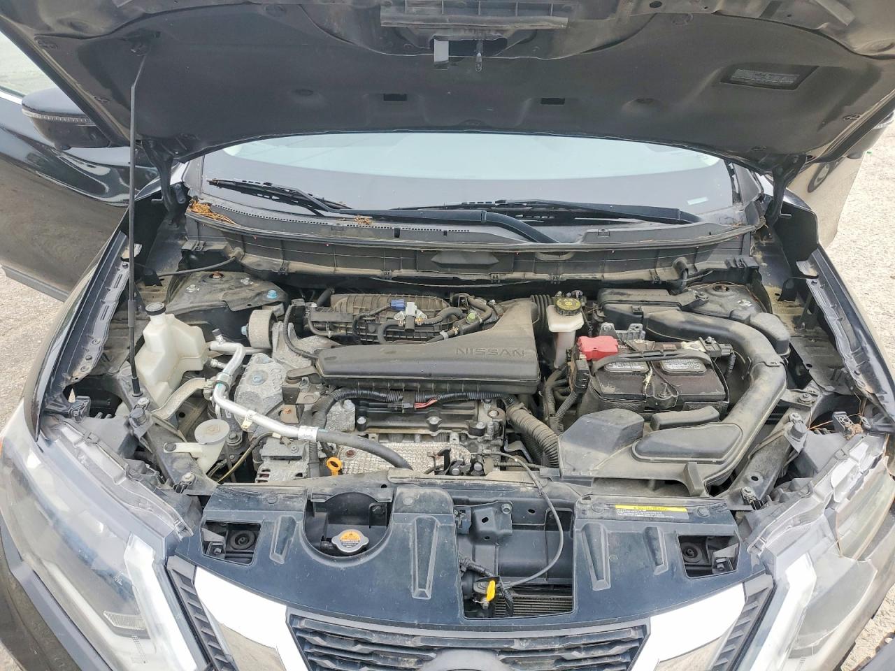 2018 NISSAN ROGUE SV photo 11