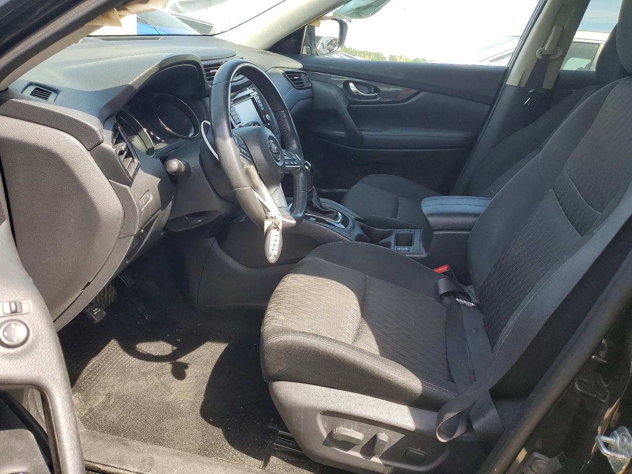 2018 NISSAN ROGUE SV photo 7