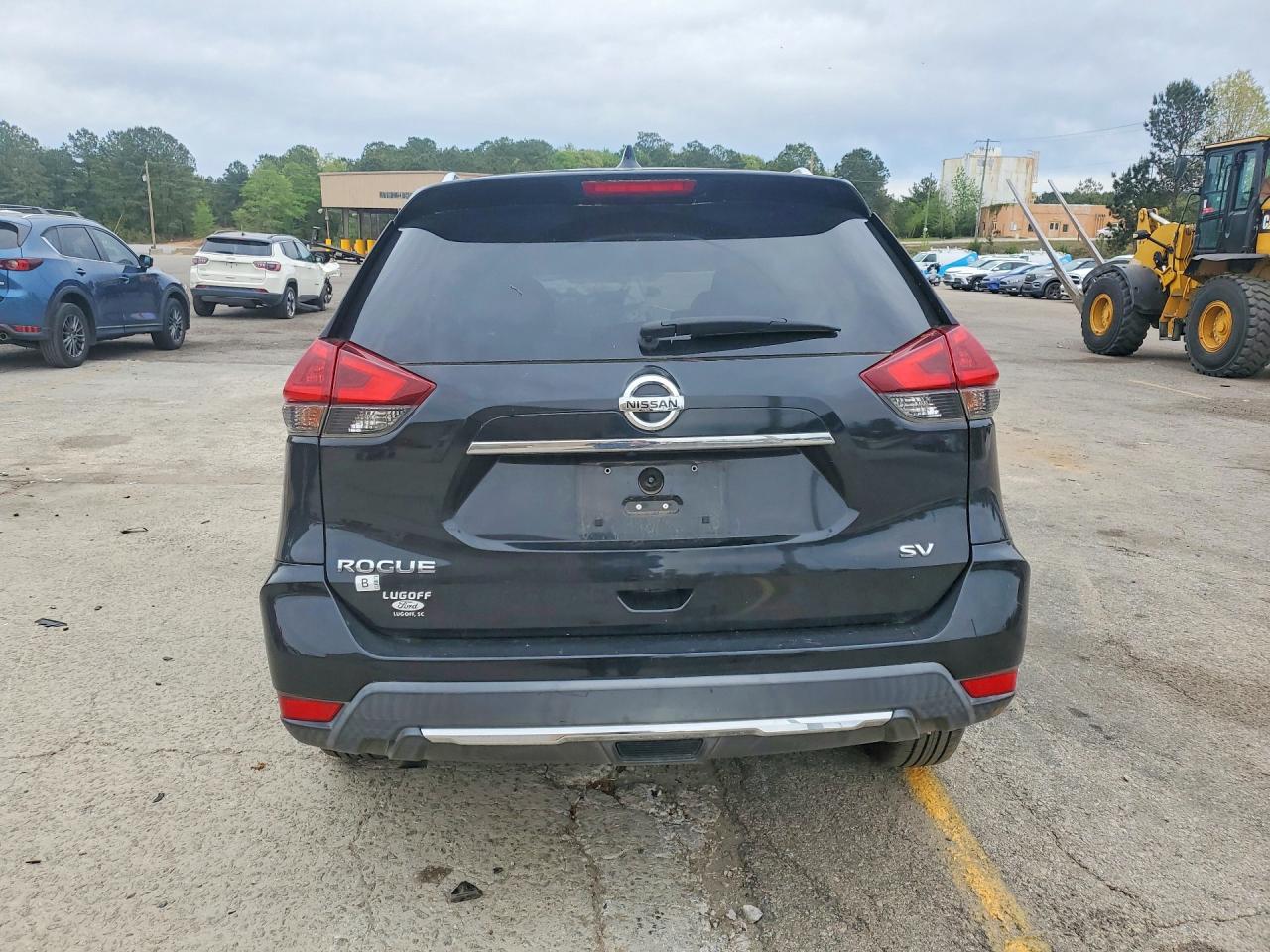 2018 NISSAN ROGUE SV photo 6
