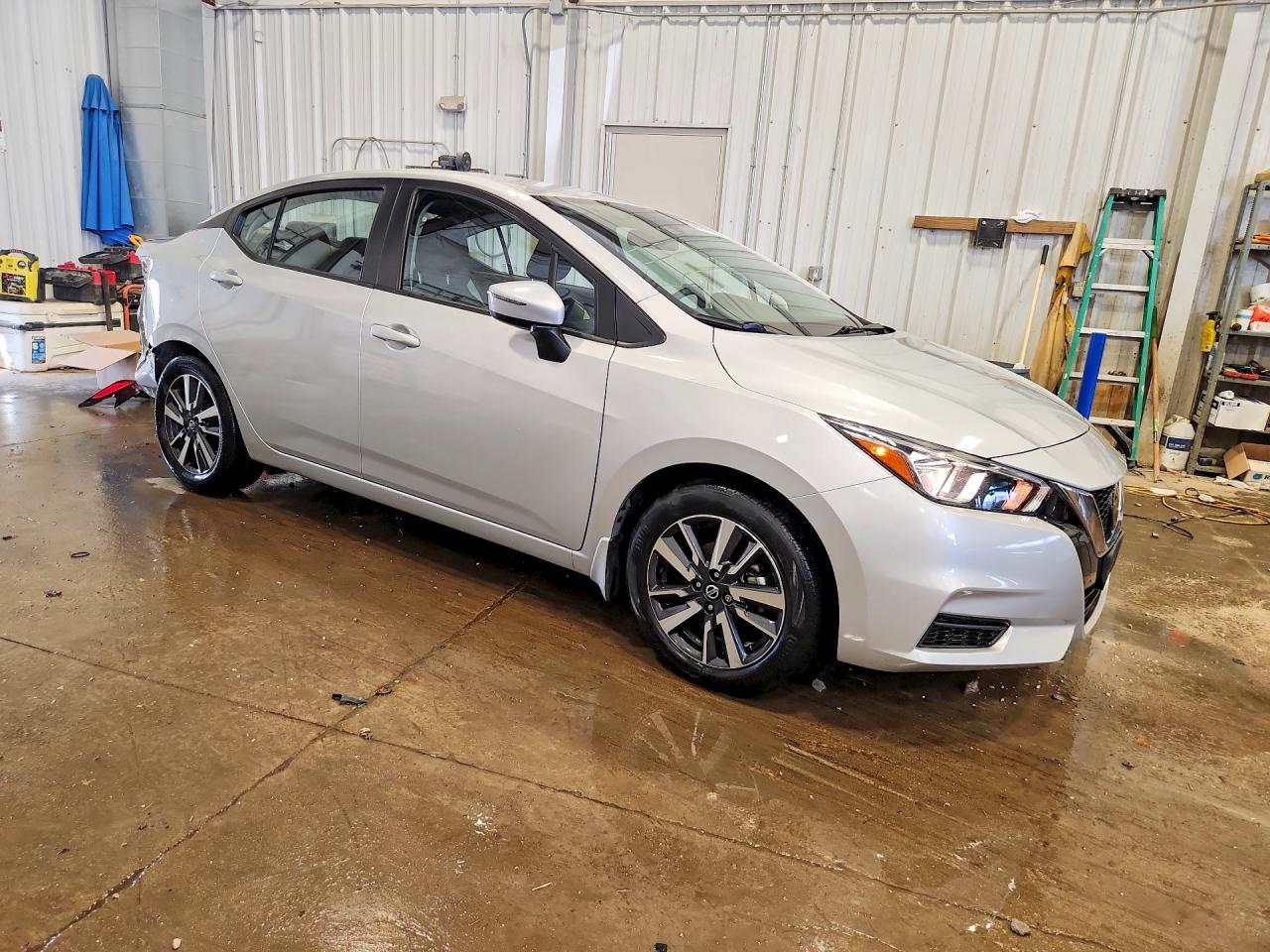 2020 NISSAN VERSA SV photo 7