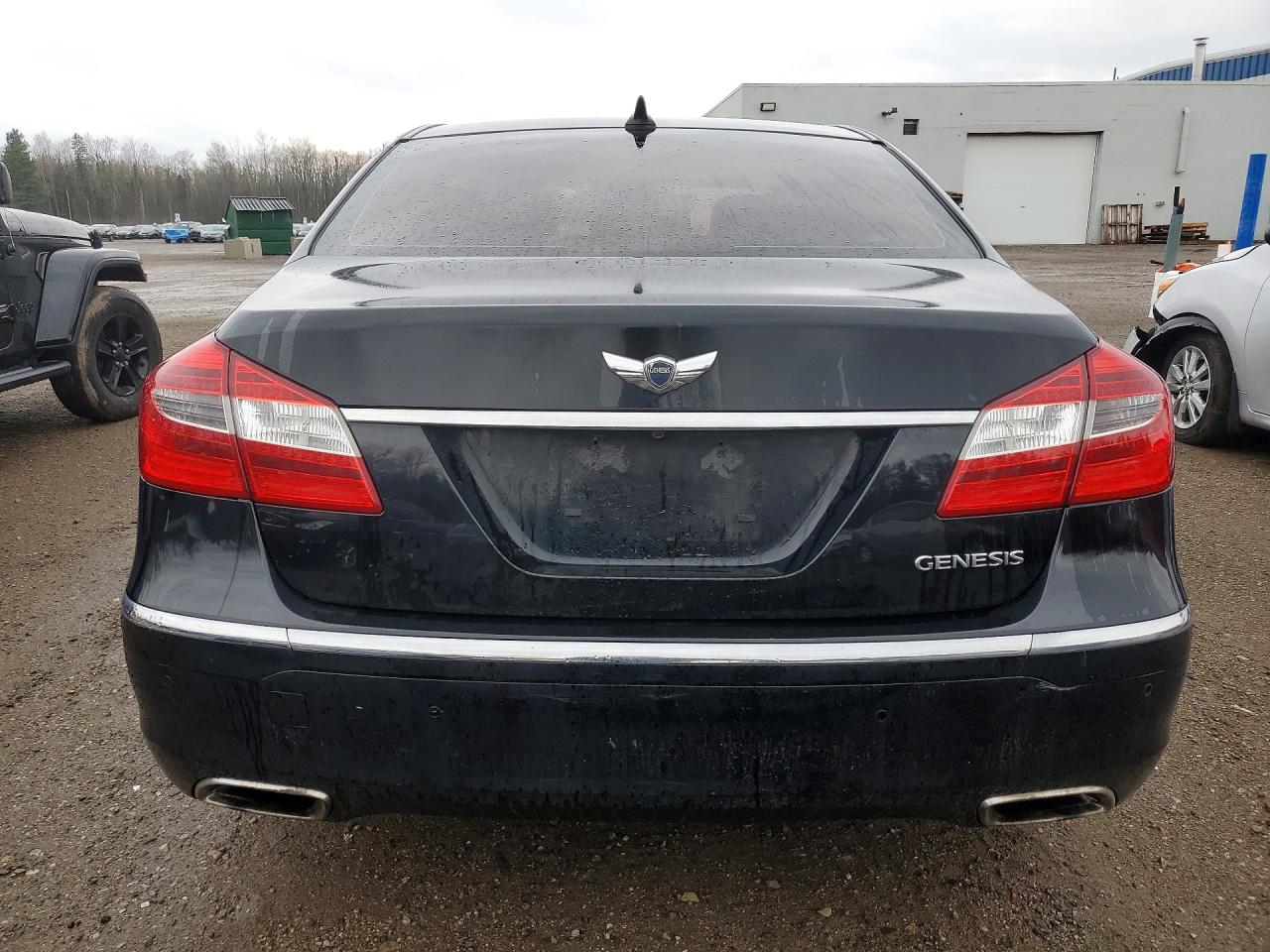 2013 HYUNDAI GENESIS 3.8L photo 16