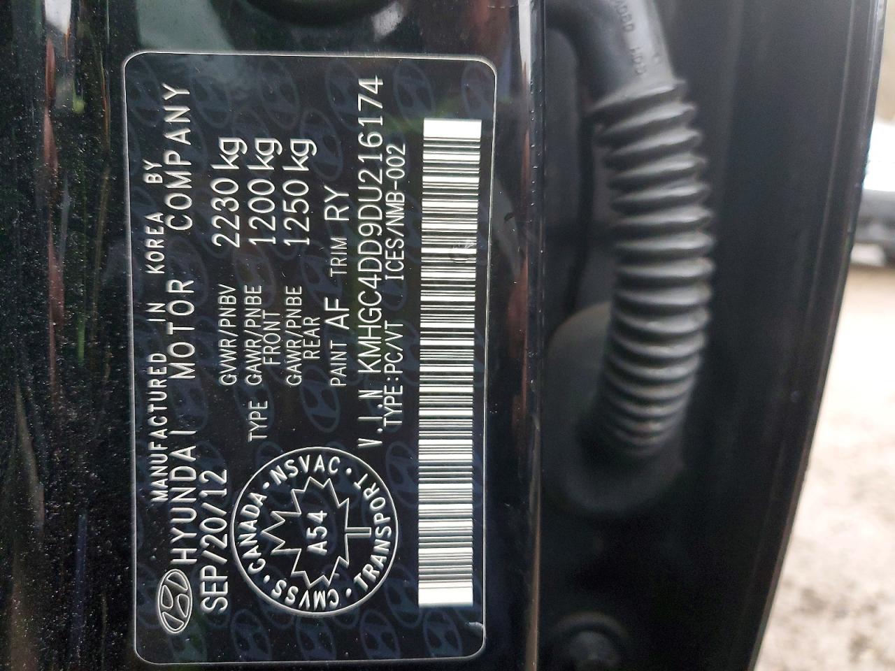 2013 HYUNDAI GENESIS 3.8L photo 37