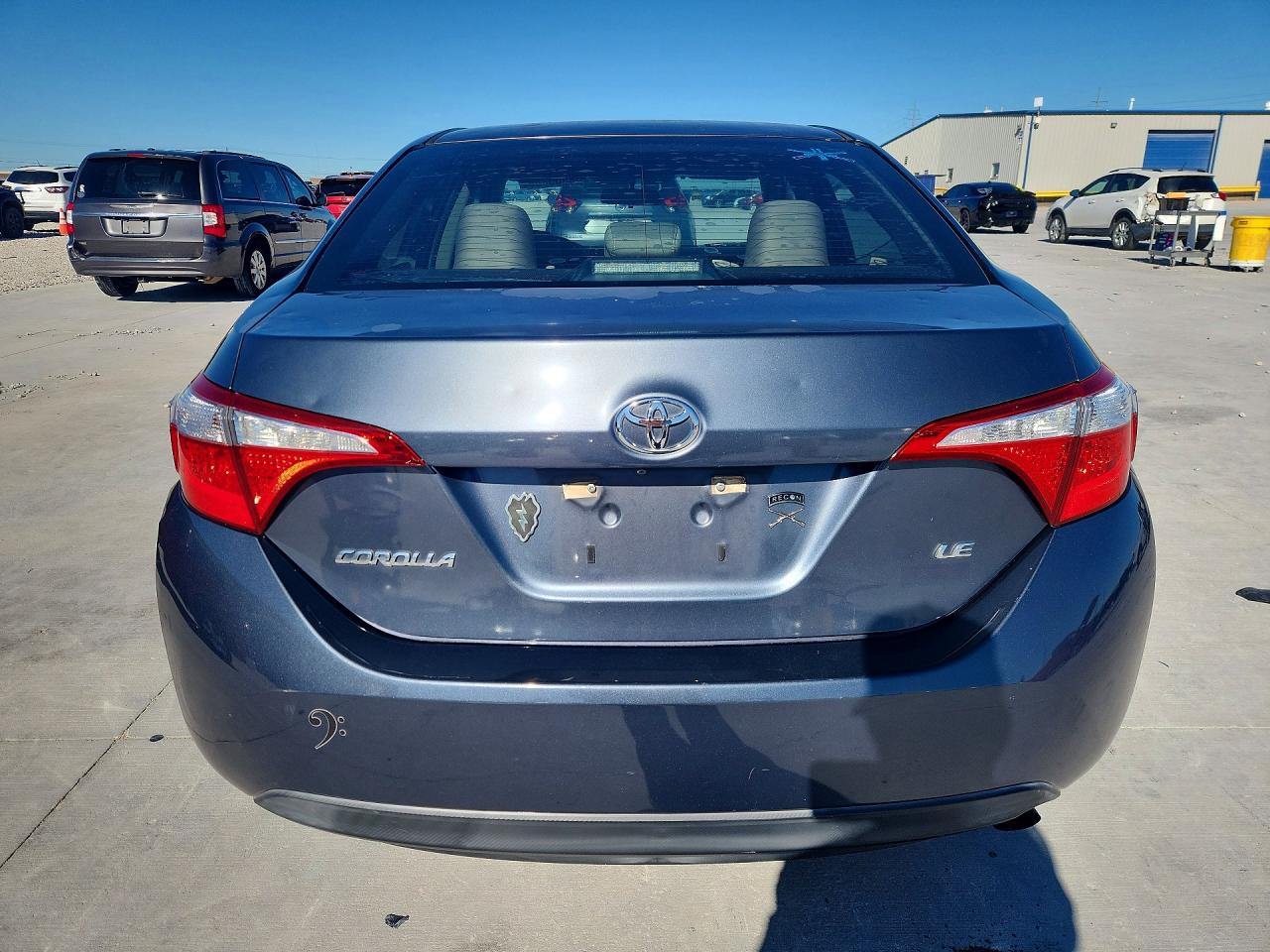 2014 TOYOTA COROLLA LE photo 11