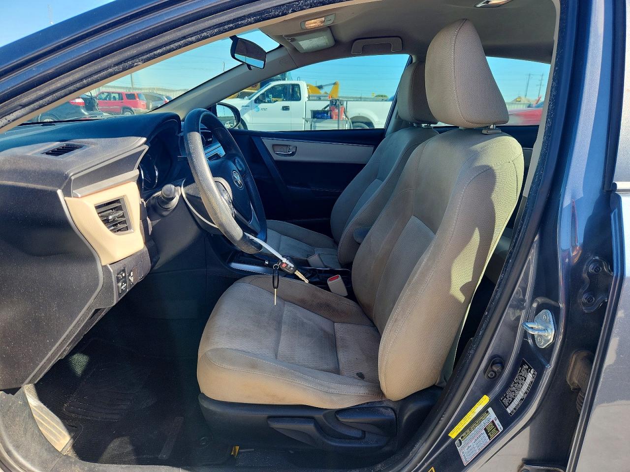 2014 TOYOTA COROLLA LE photo 13