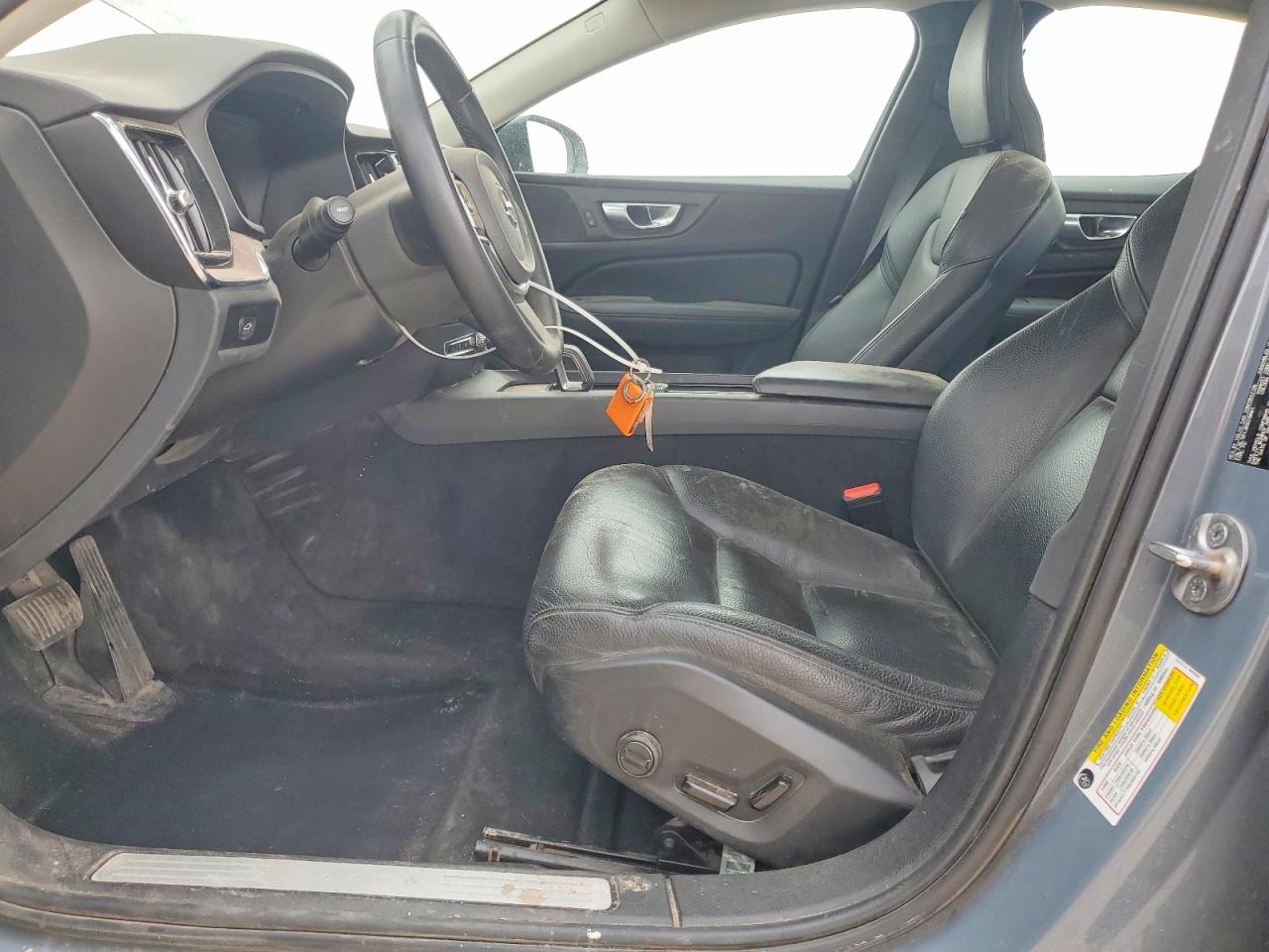 2024 VOLVO S60 PLUS photo 13