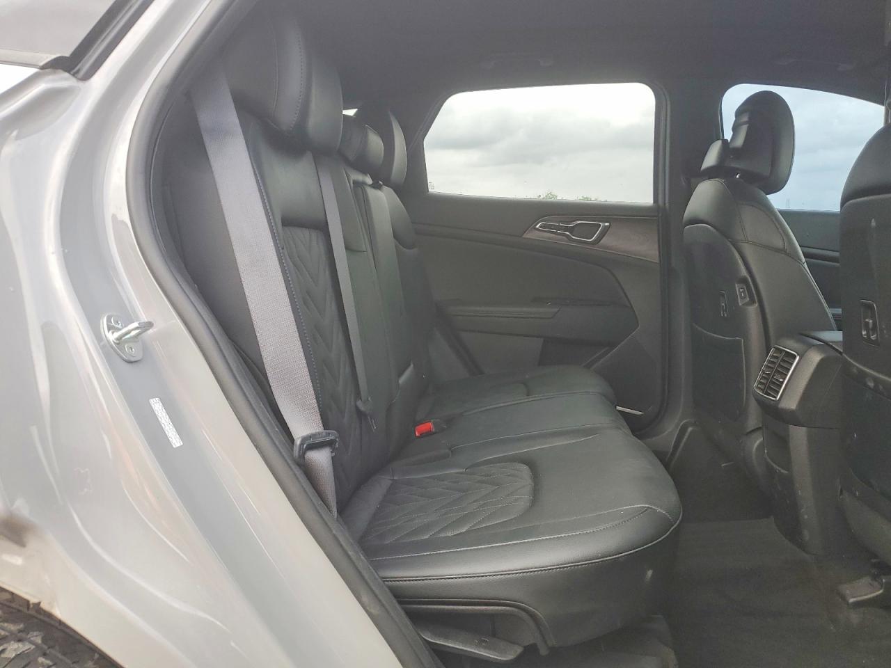 2023 KIA SPORTAGE X-LINE photo 21