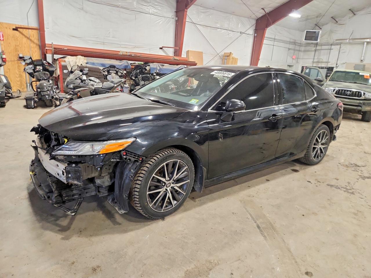 2021 TOYOTA CAMRY