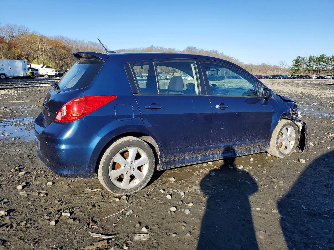 2012 NISSAN VERSA photo 3