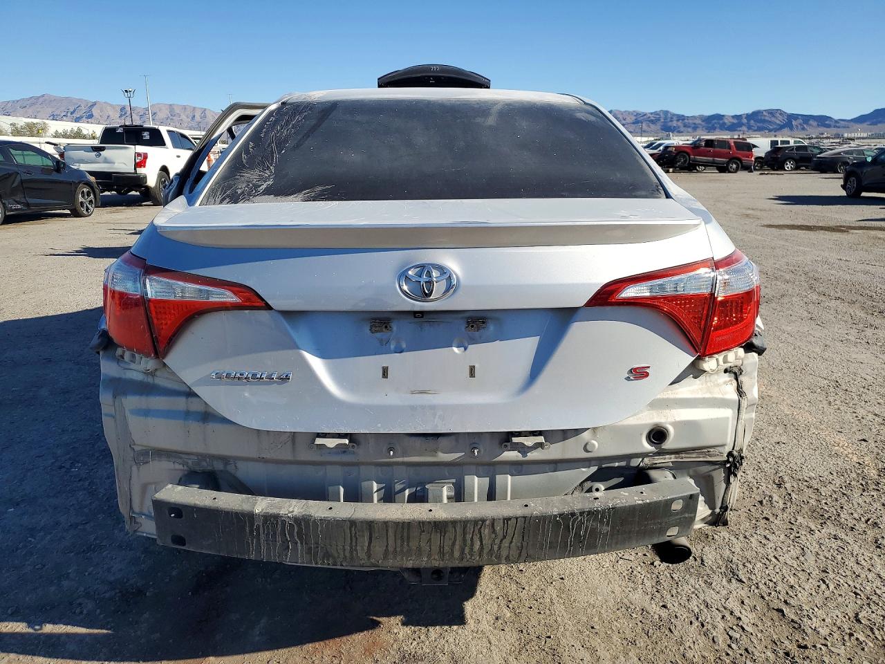2015 TOYOTA COROLLA S photo 6