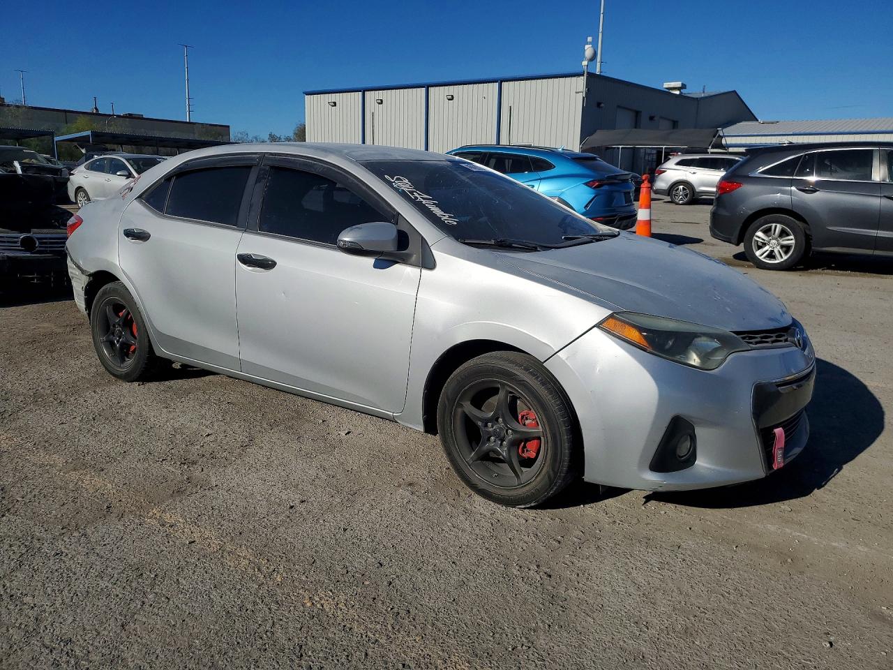 2015 TOYOTA COROLLA S photo 4