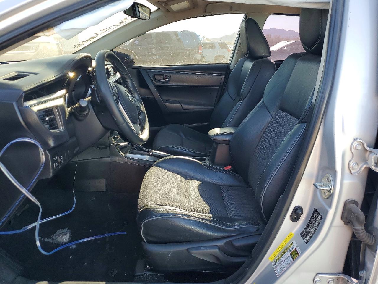 2015 TOYOTA COROLLA S photo 7