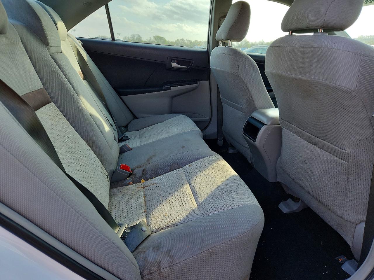 2012 TOYOTA CAMRY LE photo 19