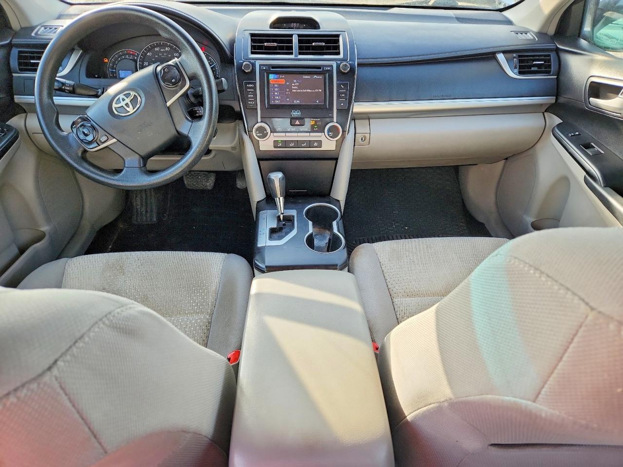 2012 TOYOTA CAMRY LE photo 15