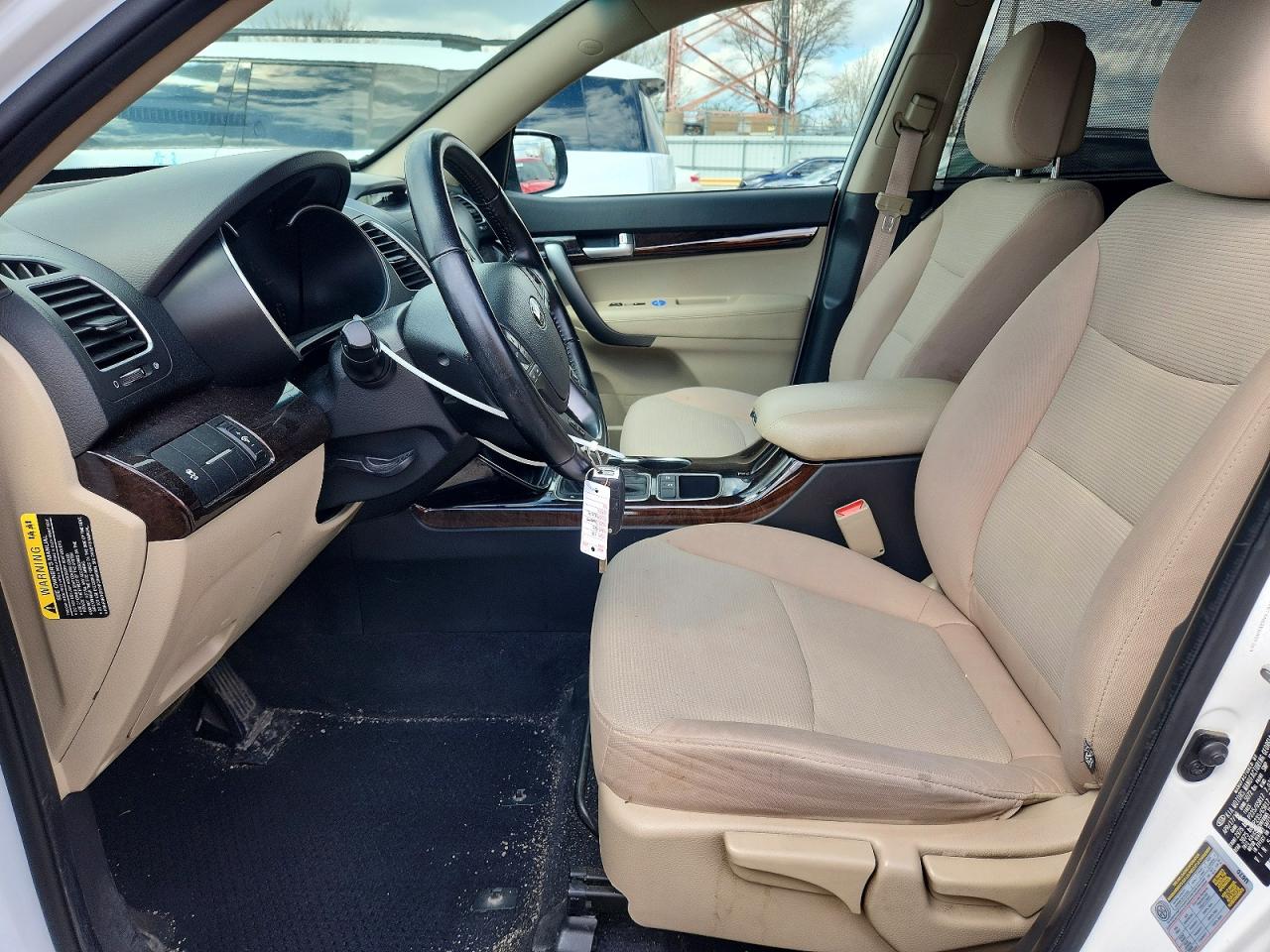 2014 KIA SORENTO LX photo 7