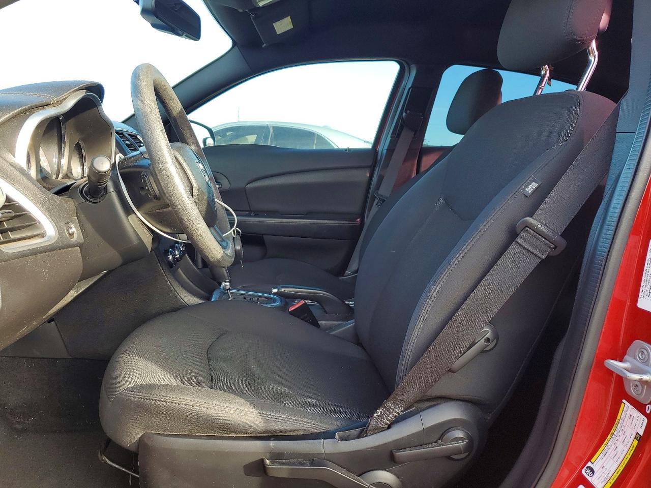 2012 DODGE AVENGER SE photo 13