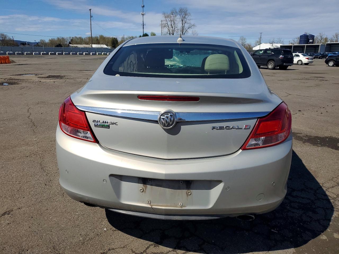 2011 BUICK REGAL CXL photo 11