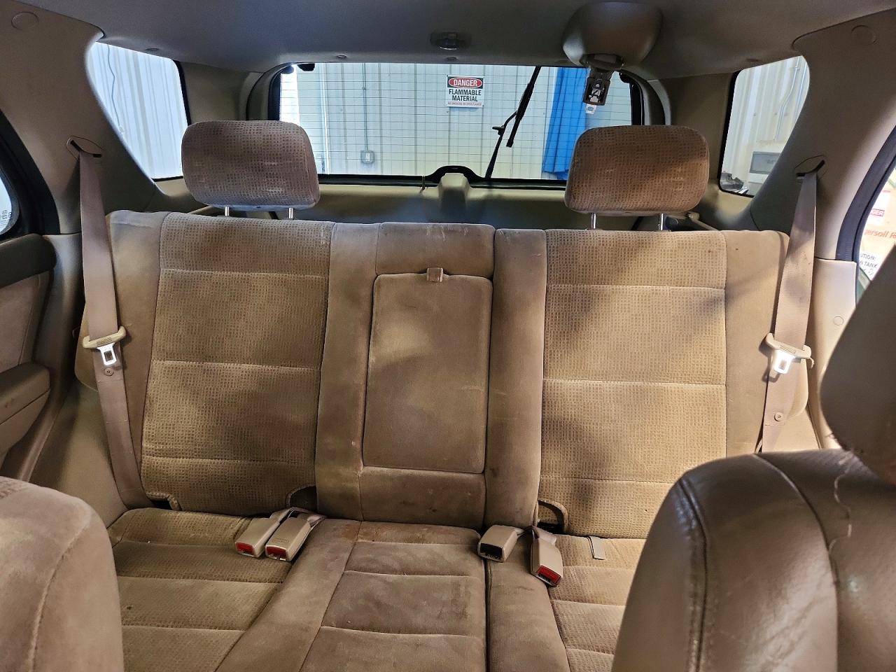 2005 KIA SORENTO LX photo 19
