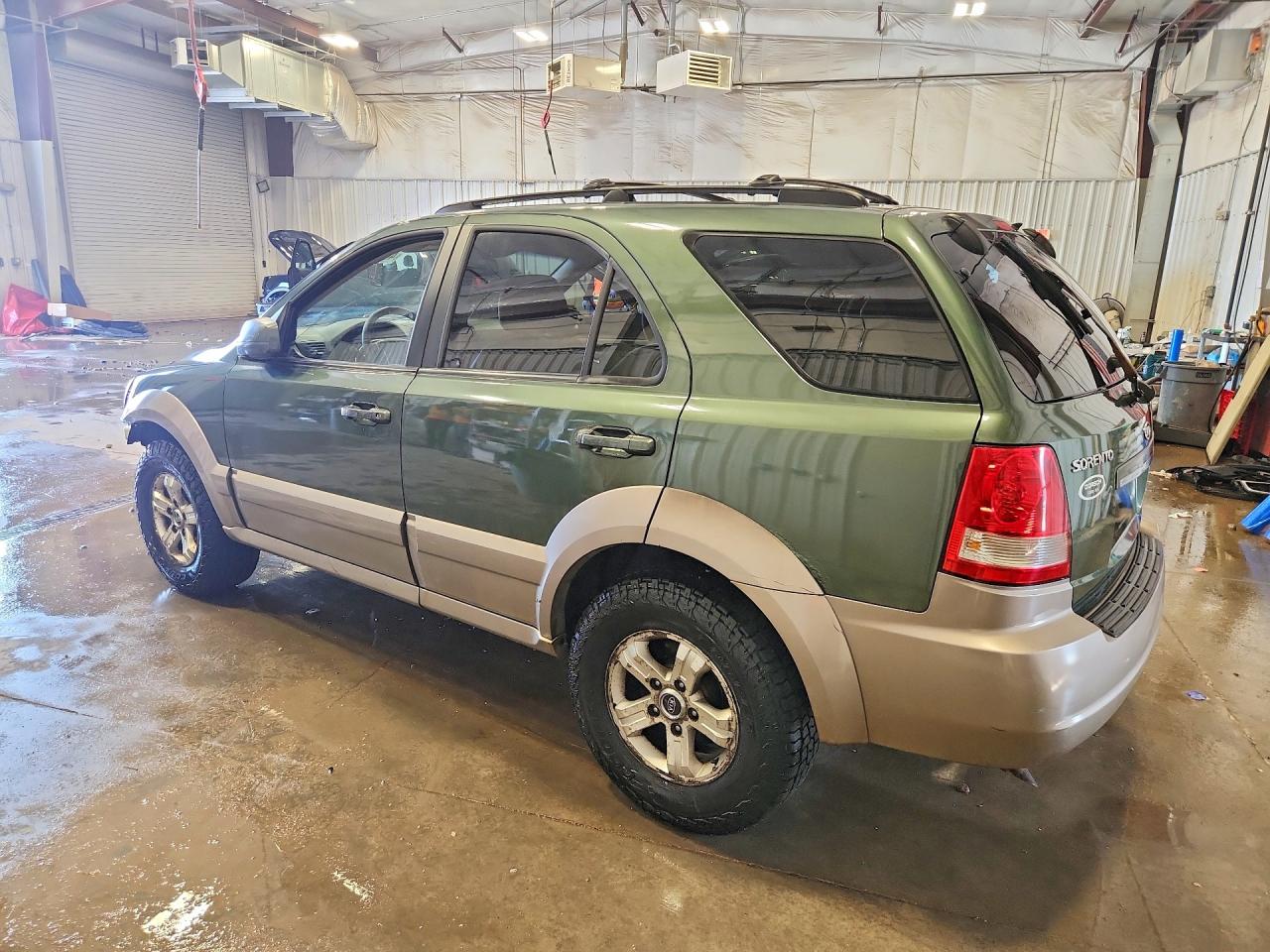 2005 KIA SORENTO LX photo 3