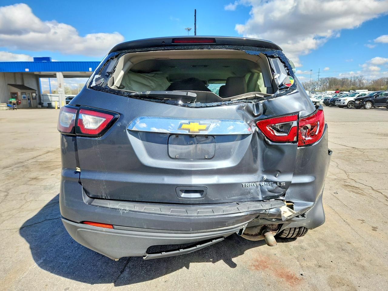 2014 CHEVROLET TRAVERSE LS photo 6
