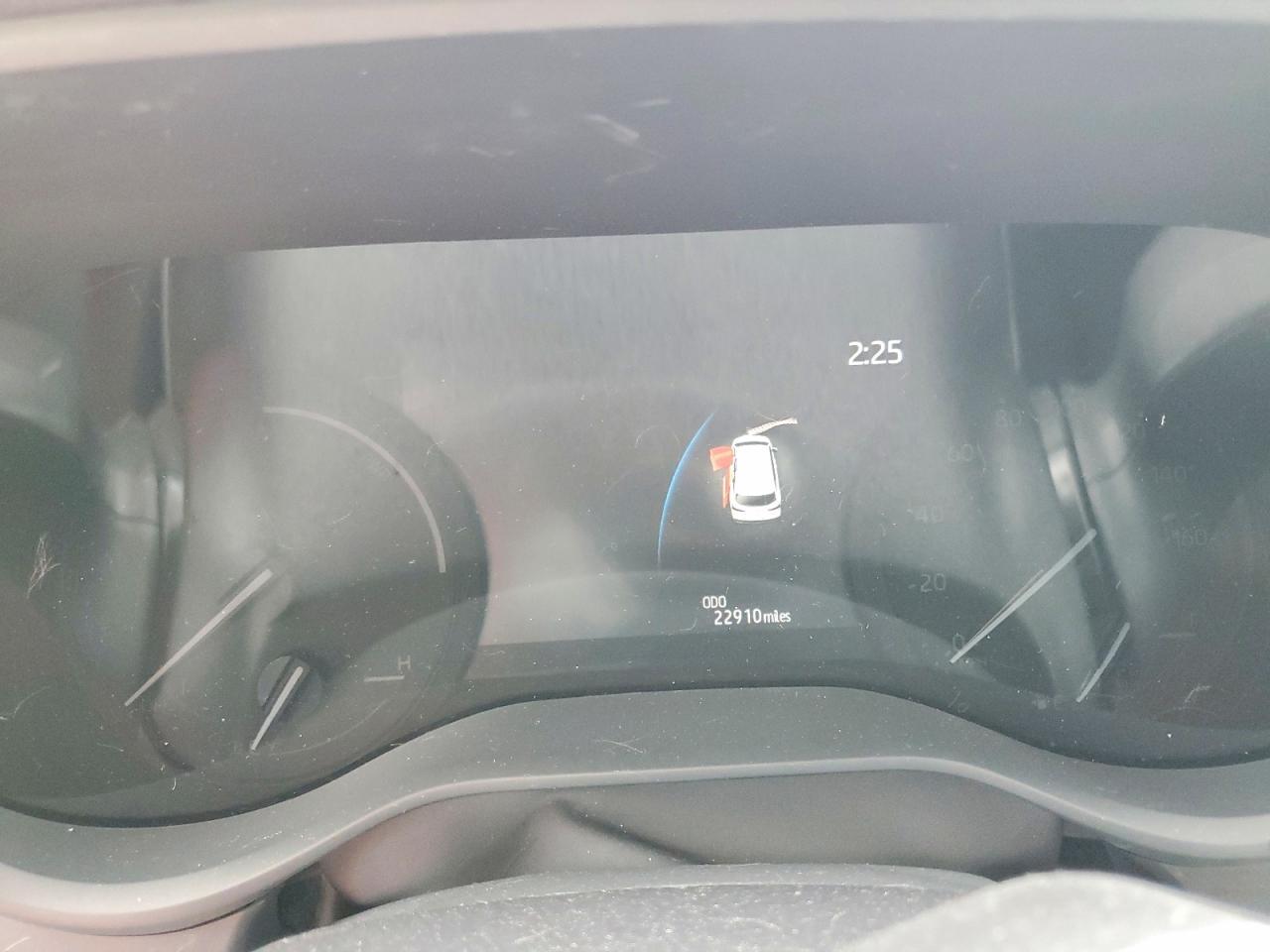 2025 TOYOTA SIENNA XLE 8-PASSENGER photo 17
