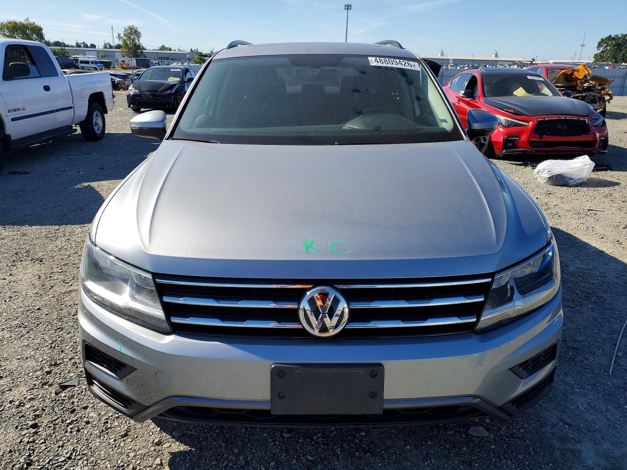 2021 VOLKSWAGEN TIGUAN SE photo 9