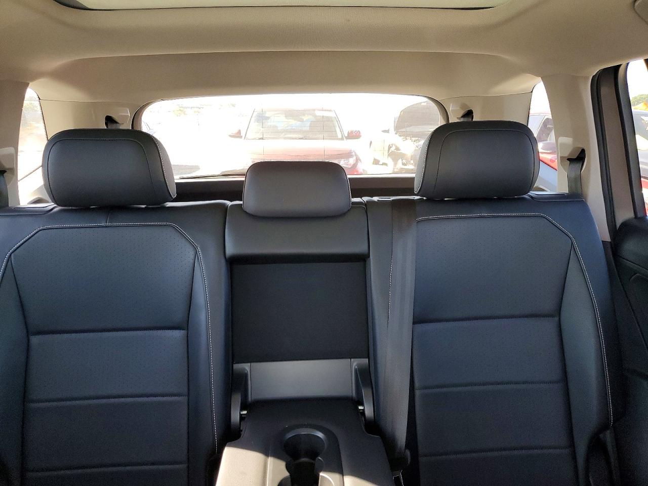 2021 VOLKSWAGEN TIGUAN SE photo 19