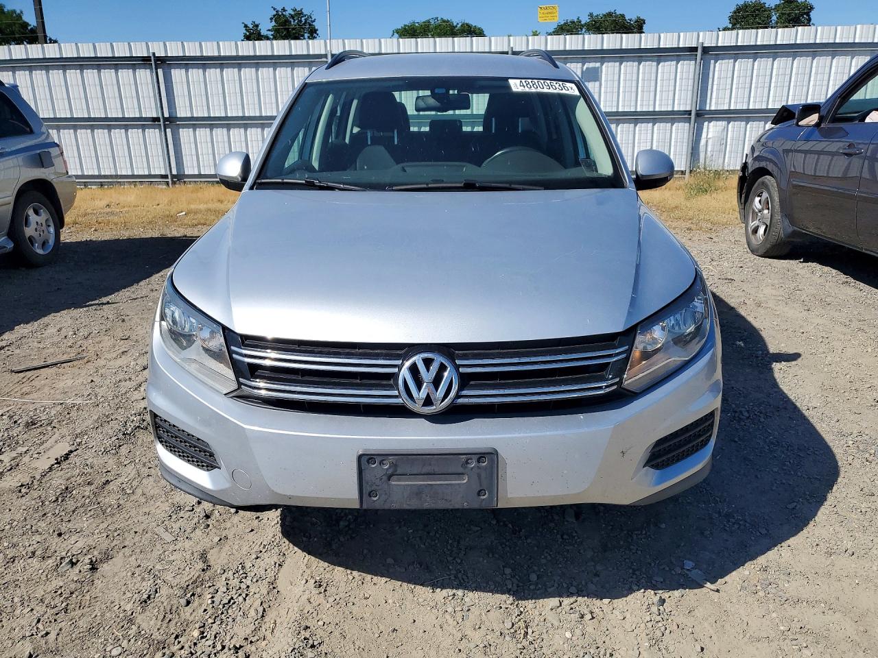 2017 VOLKSWAGEN TIGUAN S photo 9