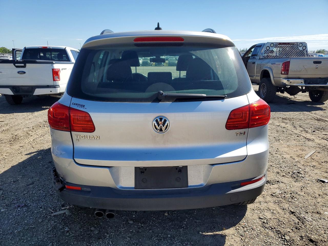 2017 VOLKSWAGEN TIGUAN S photo 11