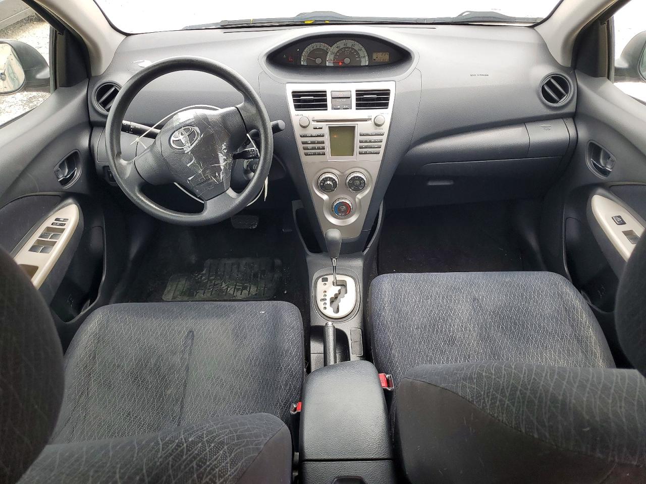 2008 TOYOTA YARIS BASE photo 8