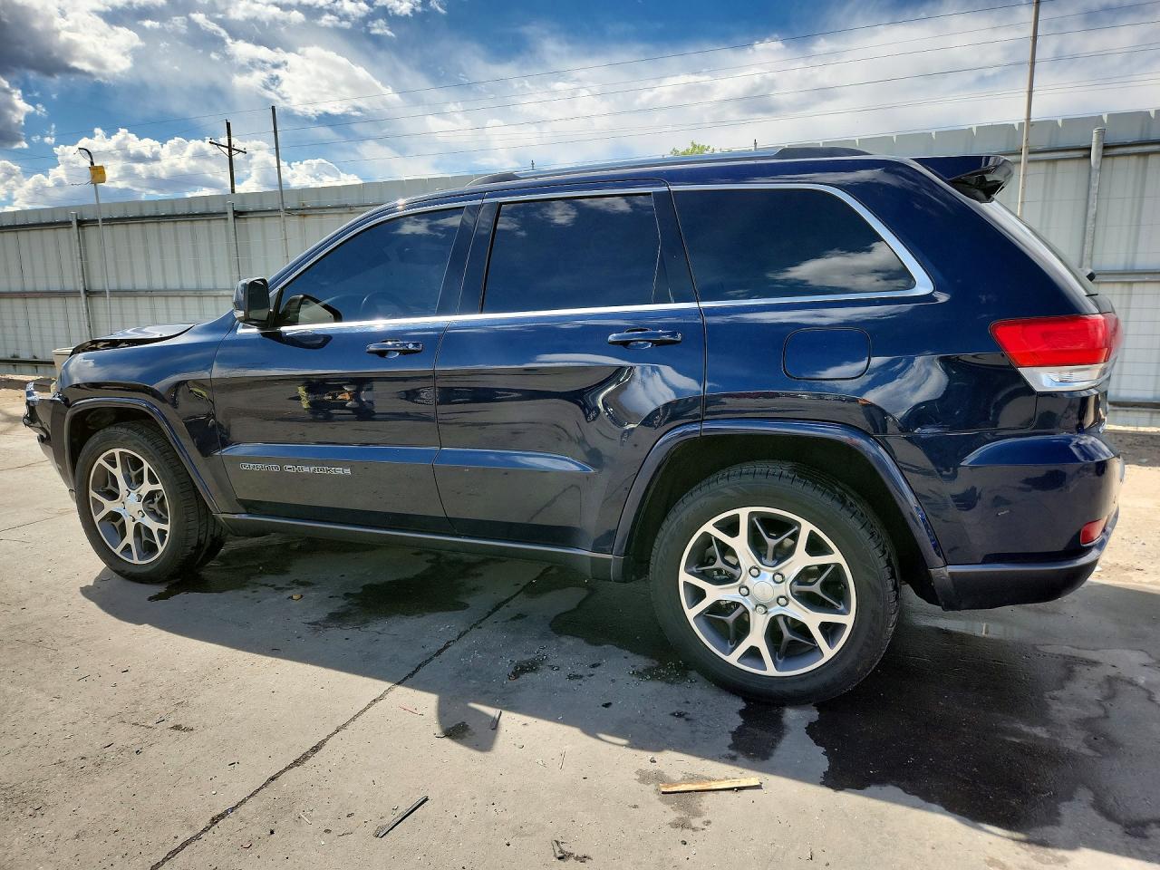 2018 JEEP GRAND CHEROKEE LIMITED photo 4