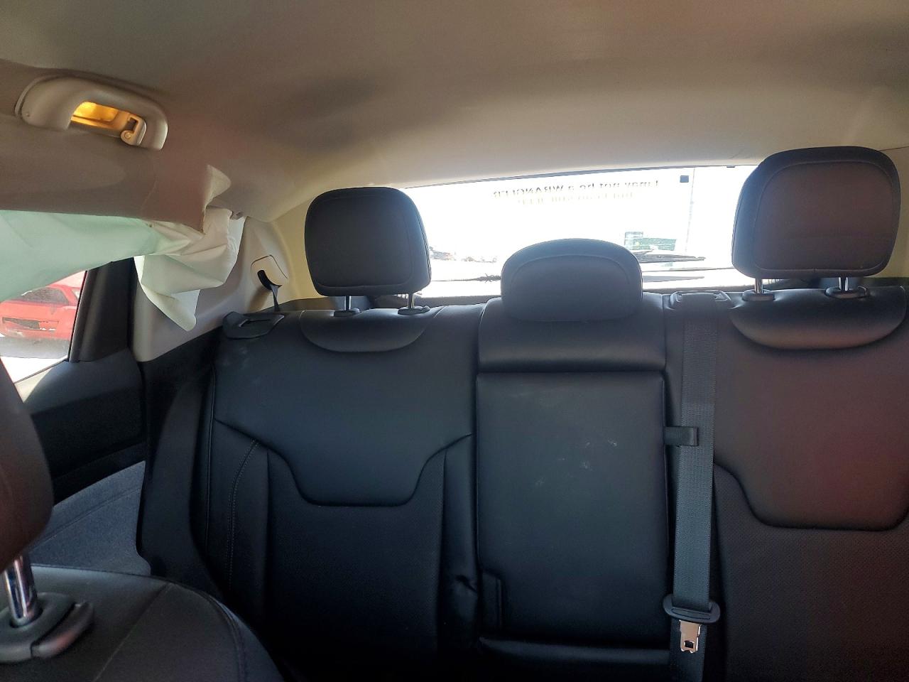 2022 JEEP COMPASS LATITUDE LUX photo 28