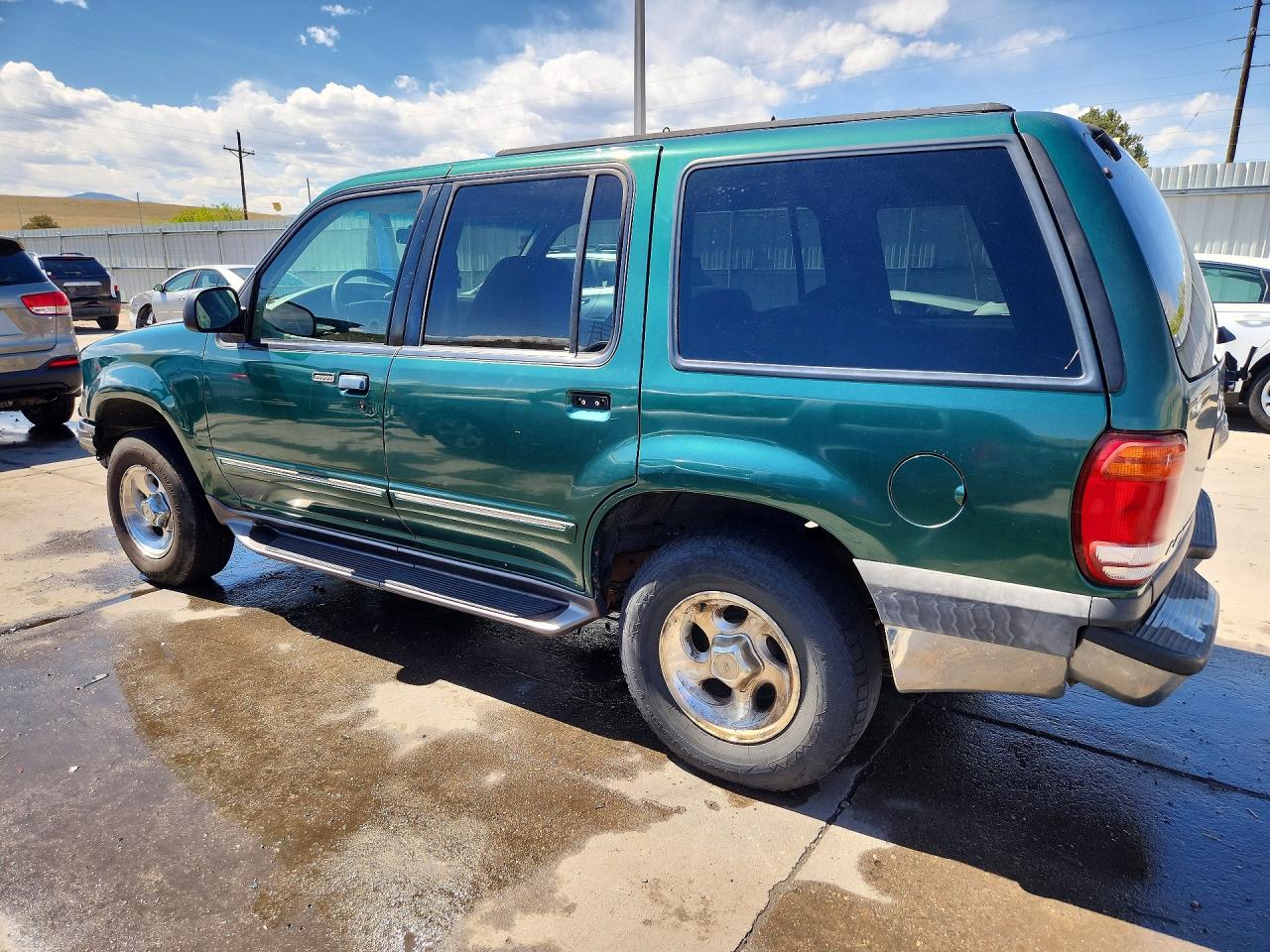 2001 FORD EXPLORER XLT photo 3