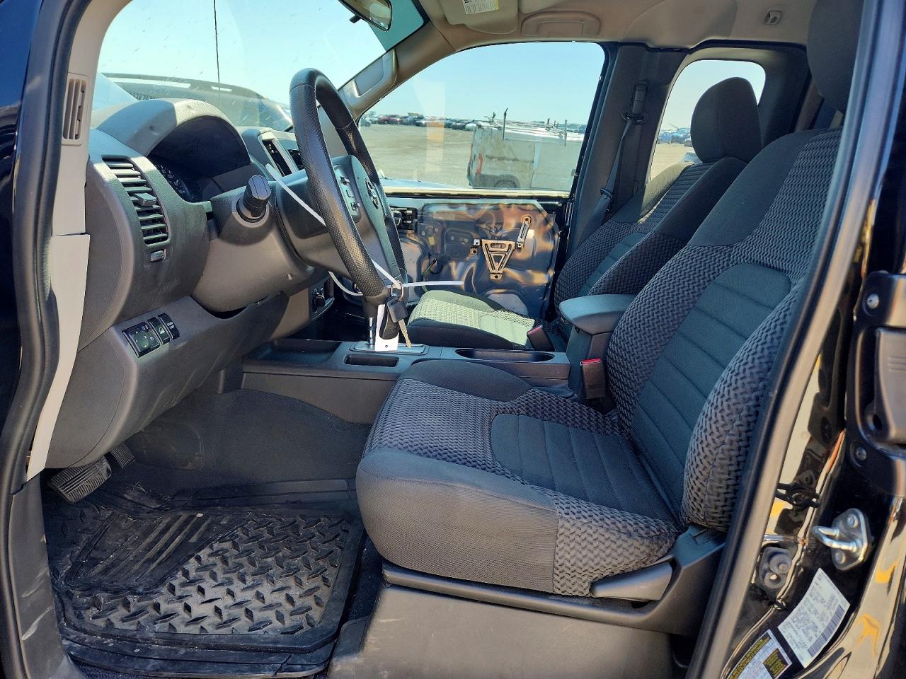 2019 NISSAN FRONTIER SV V6 photo 19