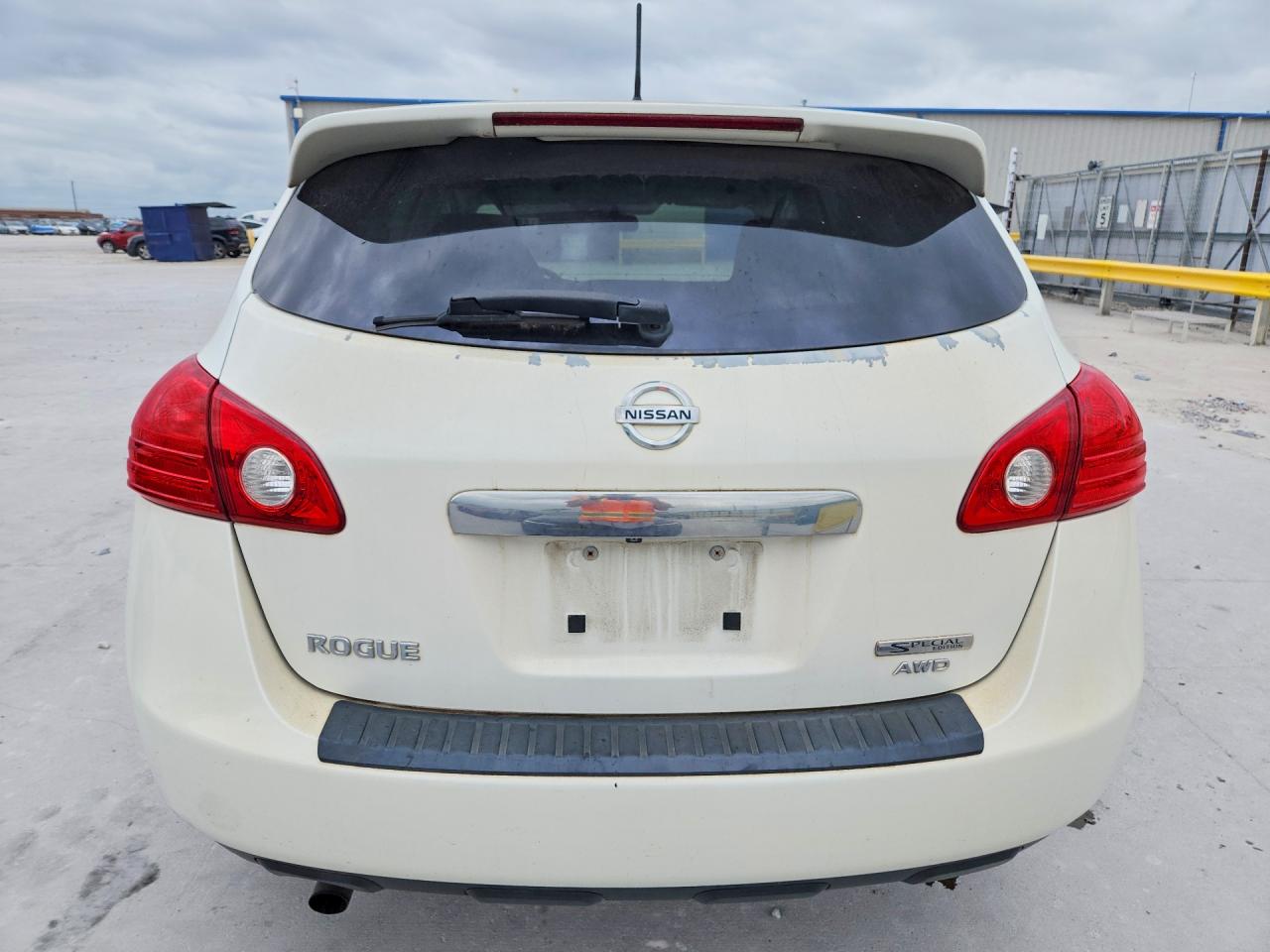 2013 NISSAN ROGUE S photo 16