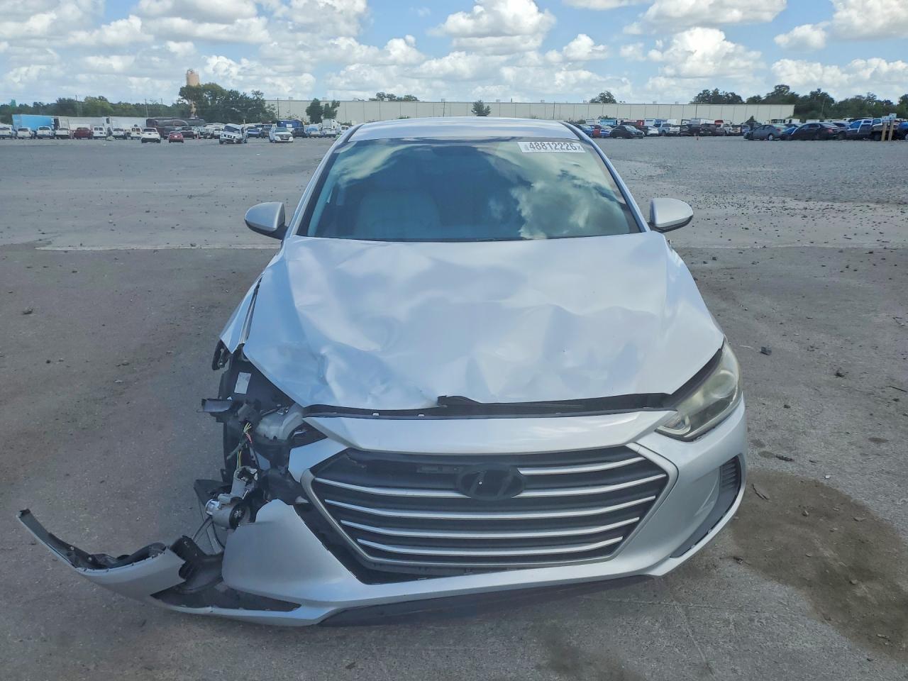 2018 HYUNDAI ELANTRA SEL photo 9