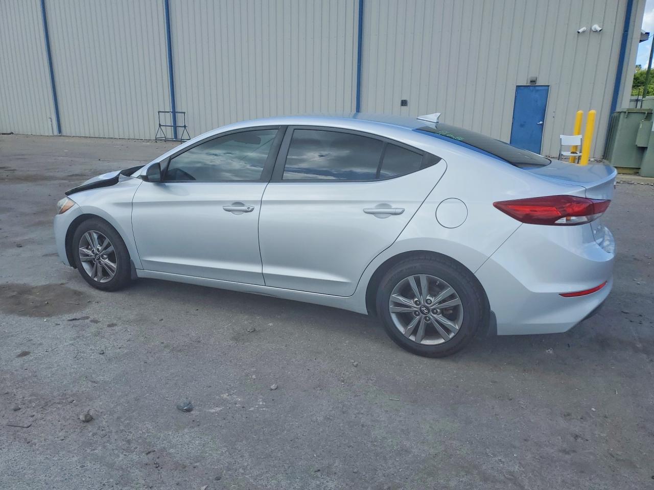 2018 HYUNDAI ELANTRA SEL photo 3