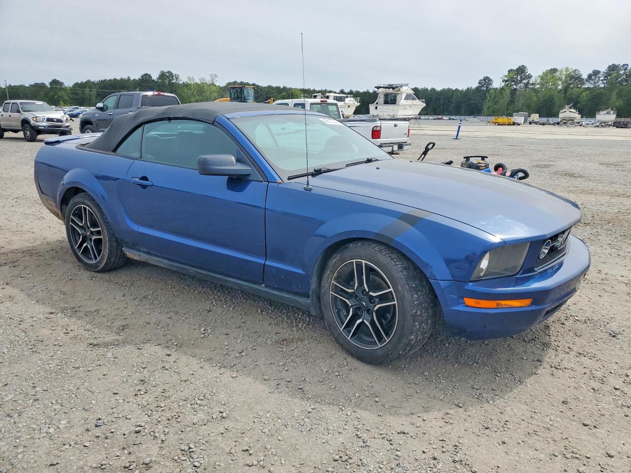 2007 FORD MUSTANG photo 10