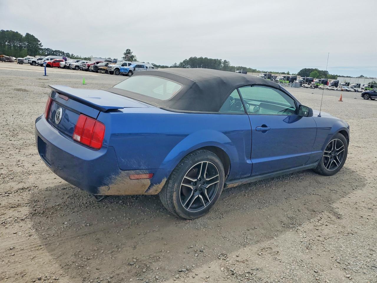 2007 FORD MUSTANG photo 7
