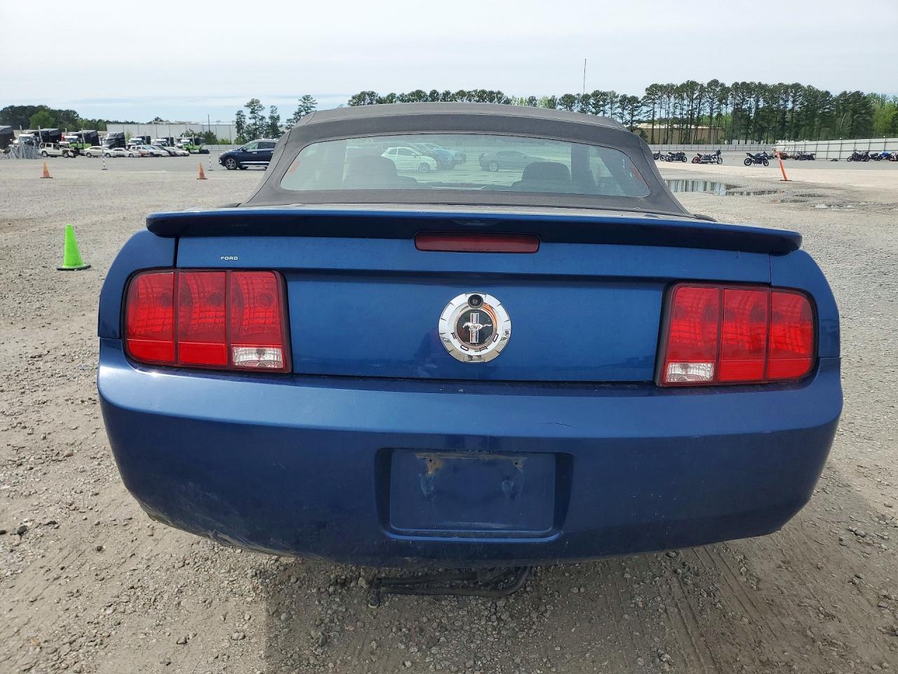 2007 FORD MUSTANG photo 16