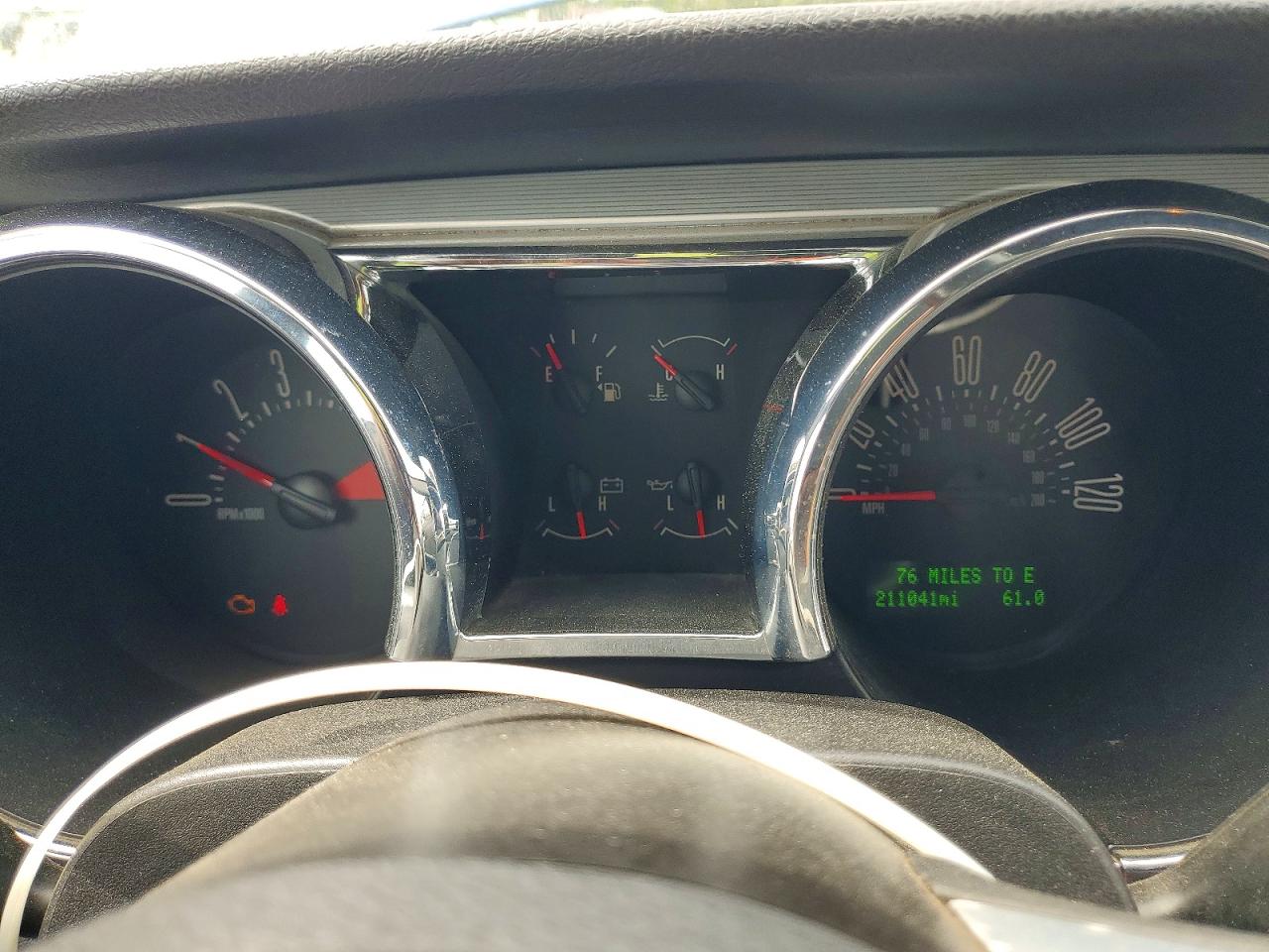 2007 FORD MUSTANG photo 25