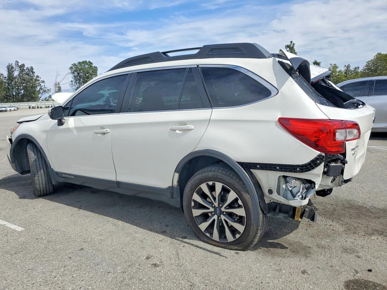 2015 SUBARU OUTBACK 2.5I LIMITED photo 2