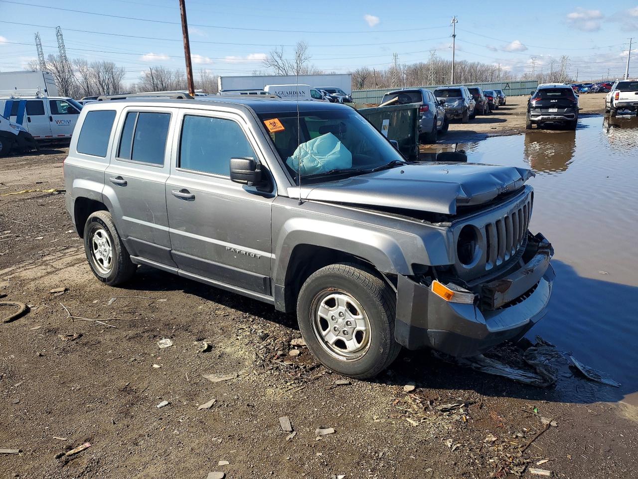 2014 JEEP PATRIOT SPORT photo 4