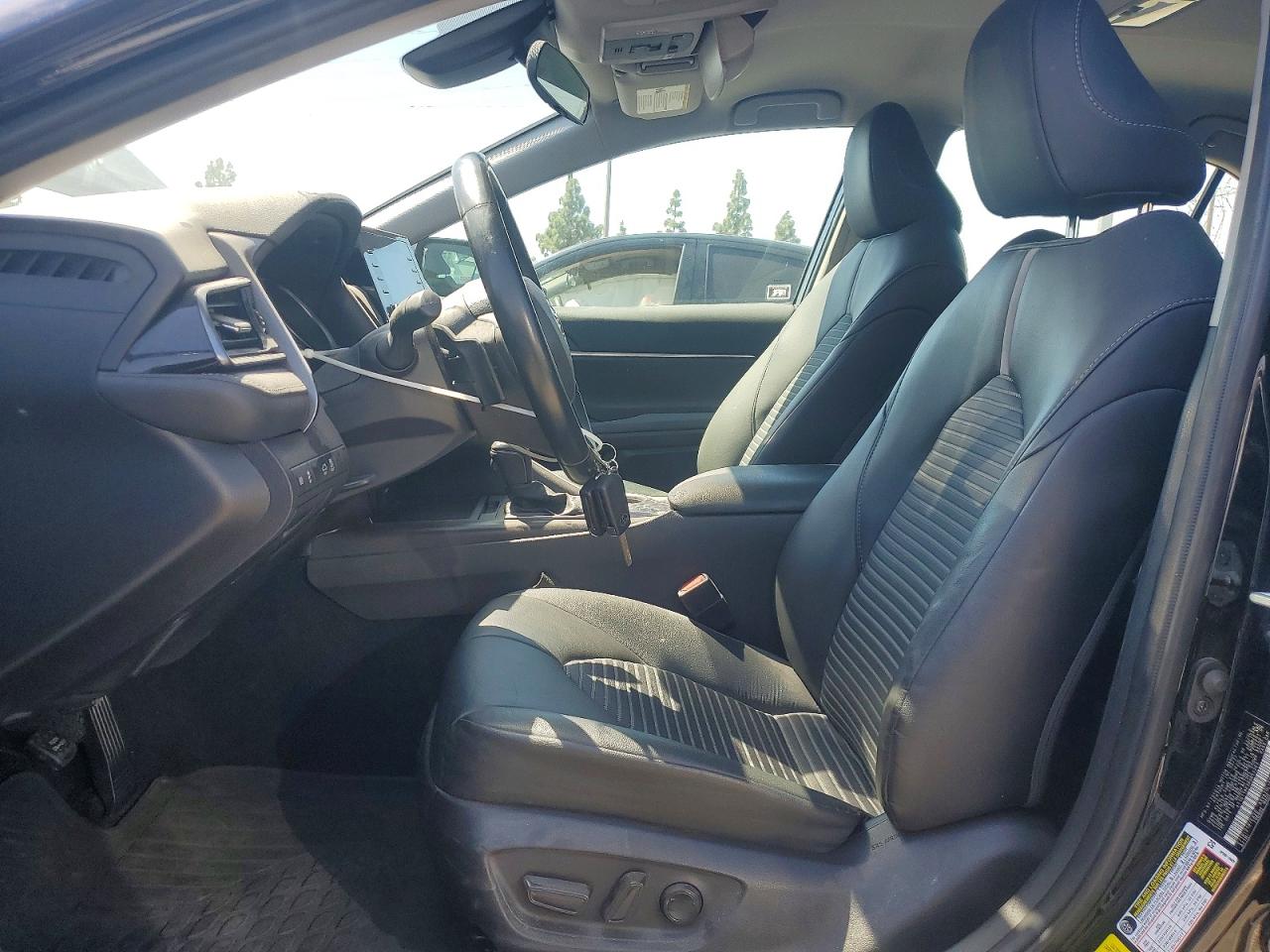 2024 TOYOTA CAMRY SE photo 19