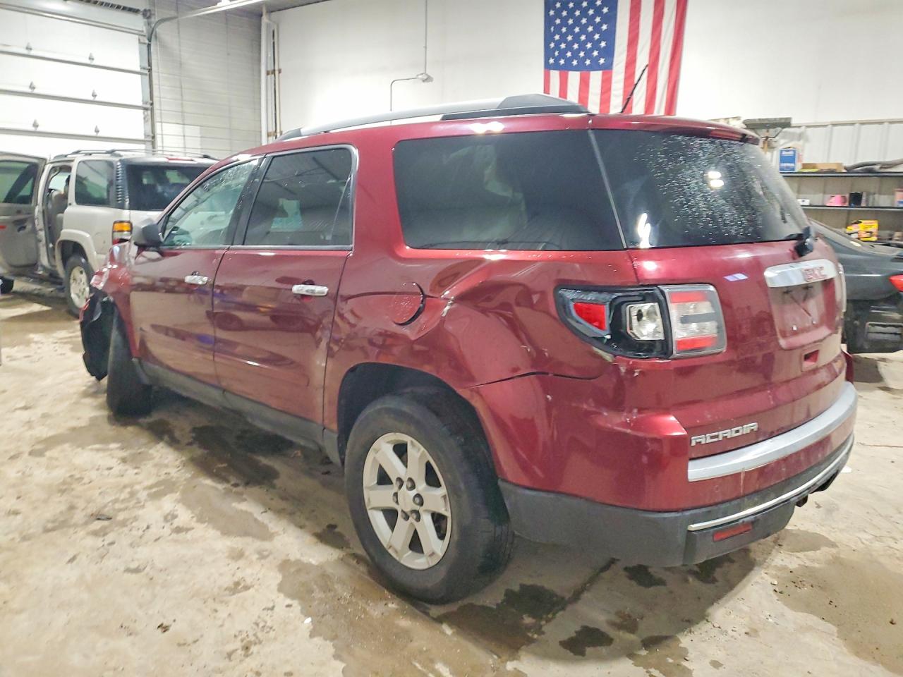 2015 GMC ACADIA SLE photo 4