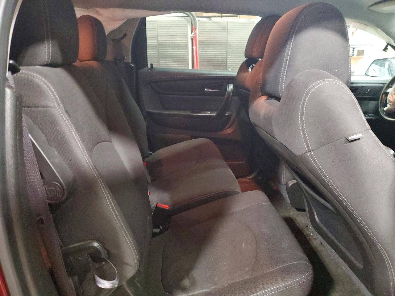 2015 GMC ACADIA SLE photo 31