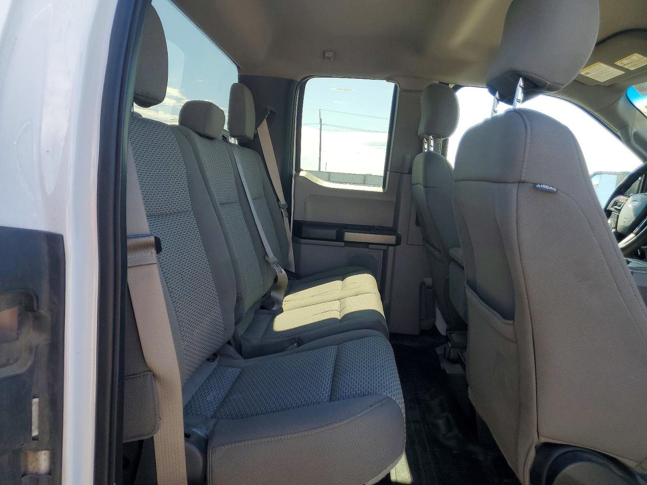 2017 FORD F150 SUPER CAB photo 19